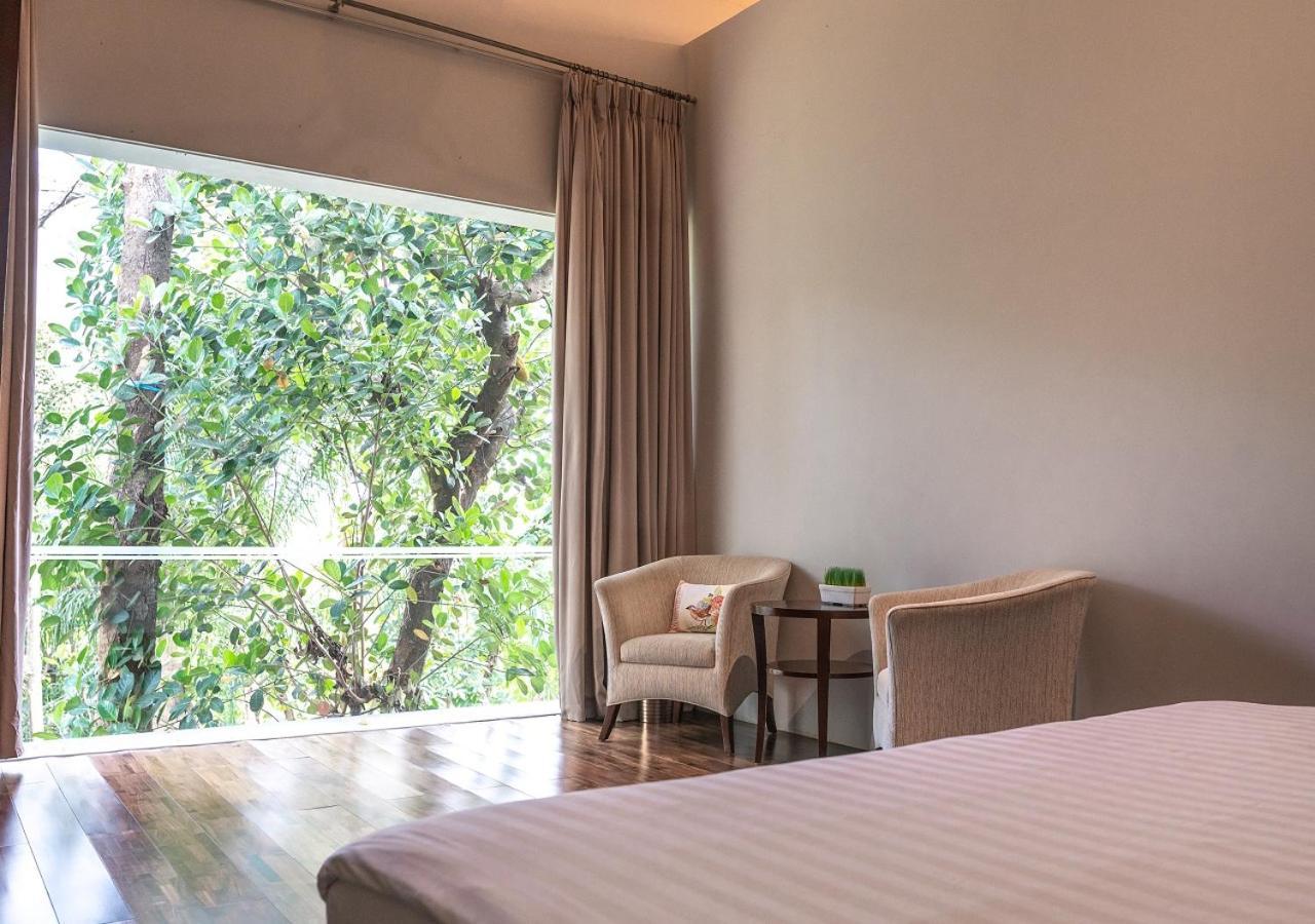 K Gallery Hotel Pasuruan Exterior photo